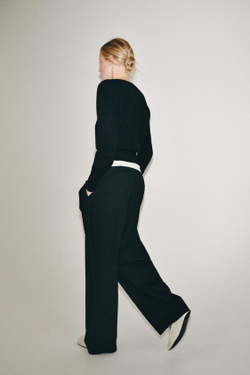 ZARA БРЮКИ СО СКЛАДКАМИ — ZW COLLECTION, ЧЕРНЫЙ