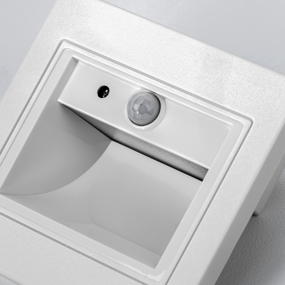 Citilux Скалли CLD005KS0 Встраиваемый светильник с датчиком движения Белый