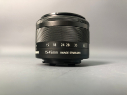Canon EOS M50 Kit 15-45mm STM, 1000 кадров пробега.