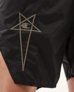 RICK OWENS X CHAMPION ШОРТЫ ЧЕРНЫЕ BEVELED PODS