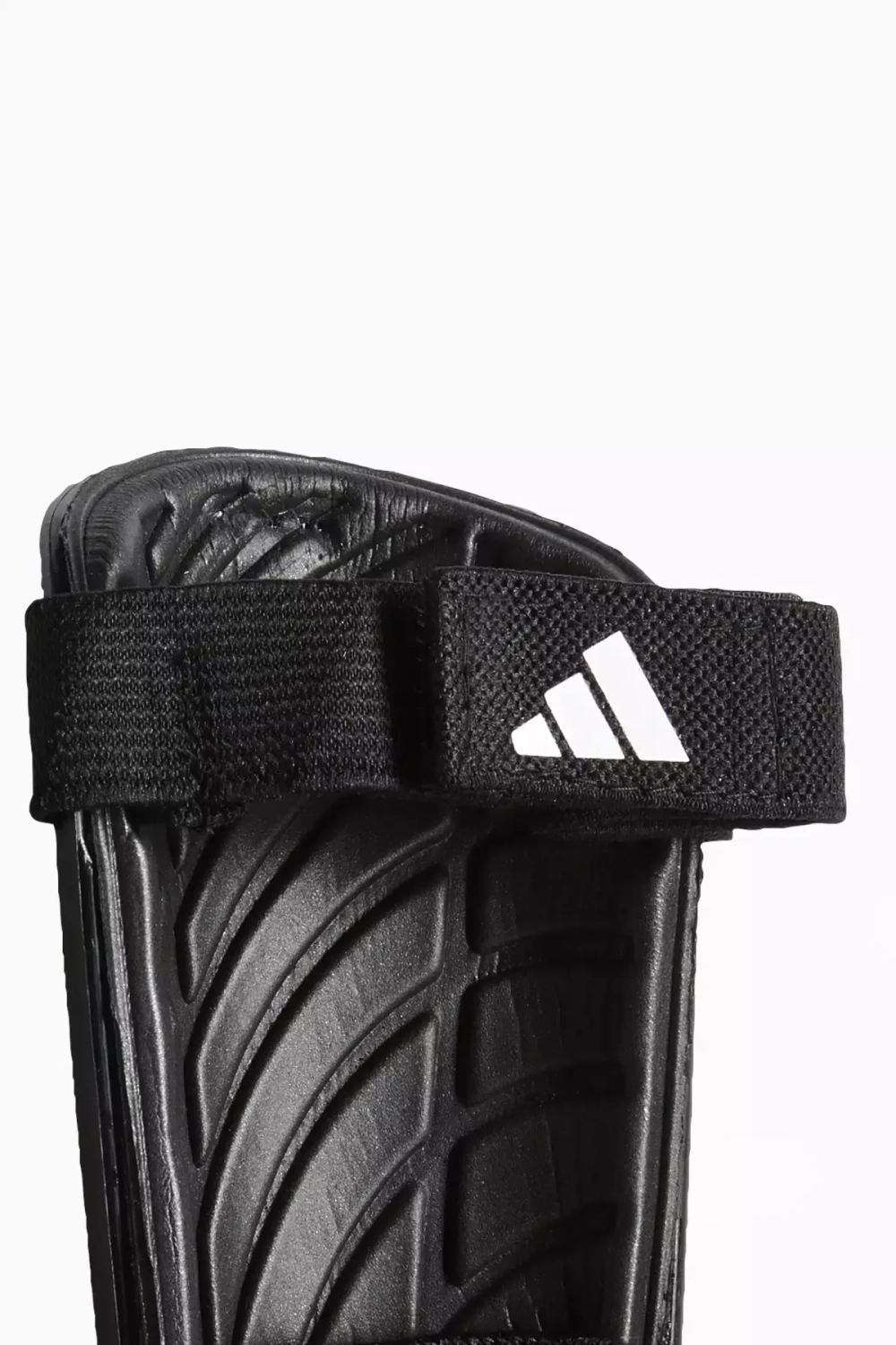 Футбольные щитки adidas Tiro Match Junior