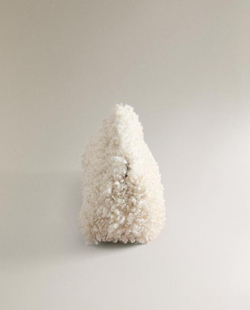 ZARA HOME КОСМЕТИЧКА ИЗ ИСКУССТВЕННОГО МЕХА, ЭКРЮ