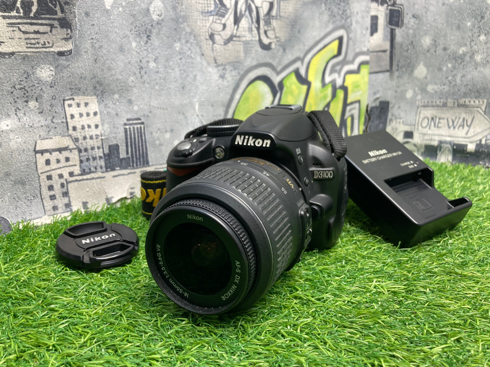 Nikon D3100 kit 18-55mm 3.5-5.6G VR 5000 кадров
