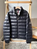 Пуховая куртка бомбер Moncler, 152
