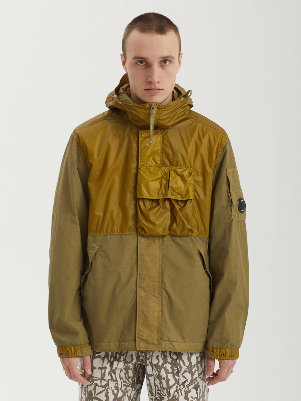 Мужская Куртка Flatt Nylon Mixed Hooded Lens