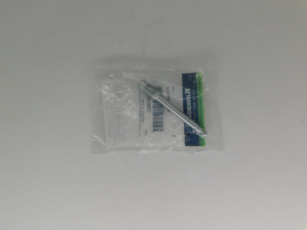 Болт суппорта (ось колодок) Kawasaki ER650 EX650 92043-0820