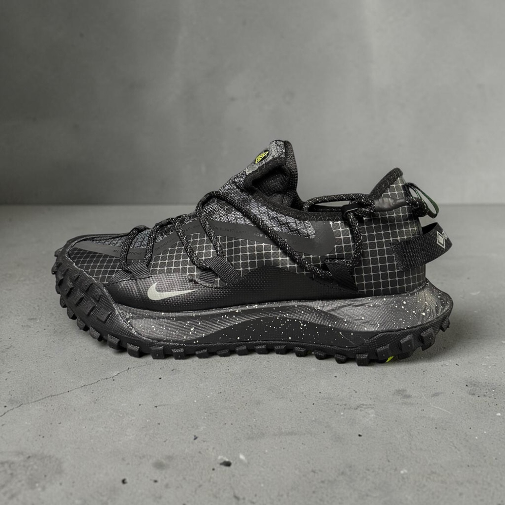 Nike Acg Mountain Fly Low GTX SE • Dark Smoke
