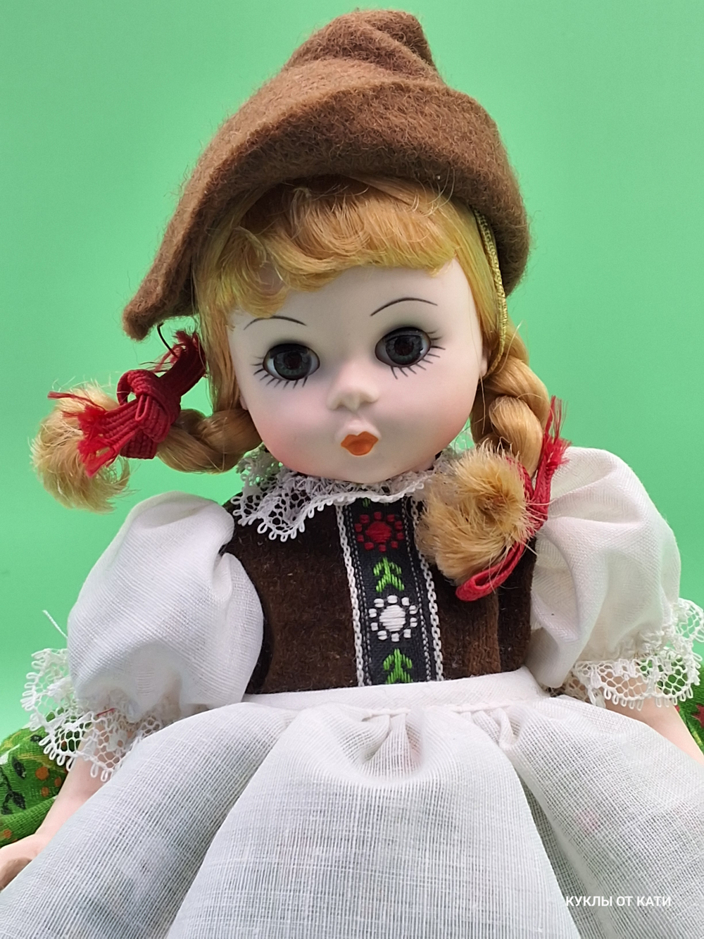 Коллекционная кукла Madame Alexander винтаж 033547
