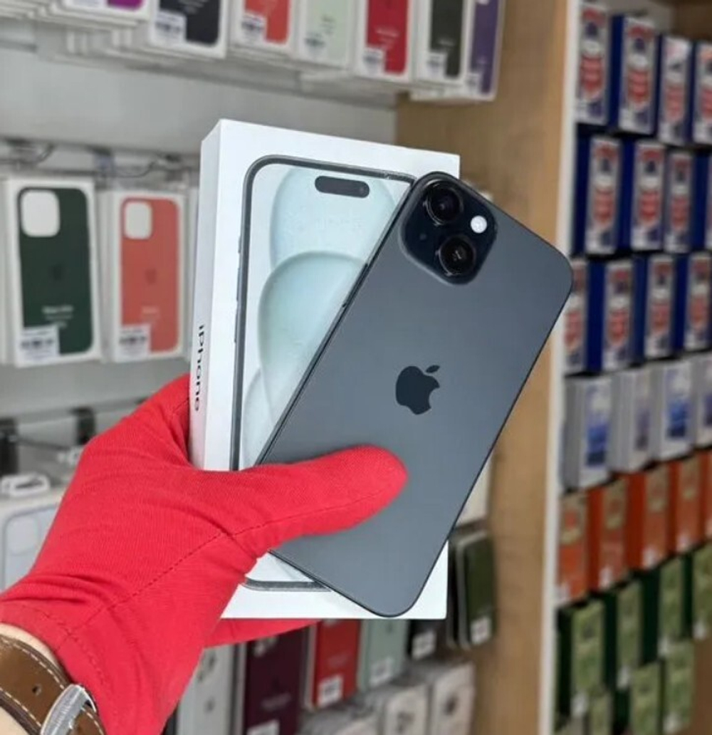 iPhone 15, 128 ГБ б/у