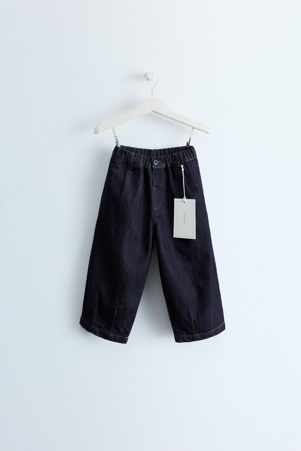 ZARA TIMELESS — ДЖИНСЫ STRAIGHT С ЗАЩИПАМИ, ИНДИГО