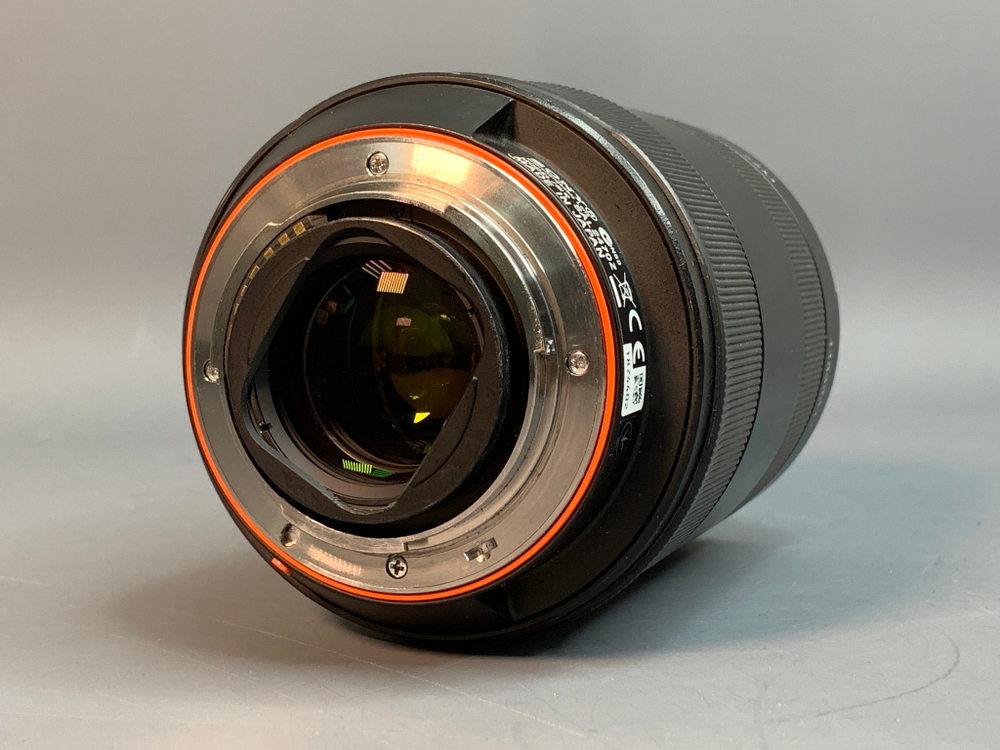 Sony Carl Zeiss Vario-Sonnar T 24-70mm 2.8 ZA SSM Царапины