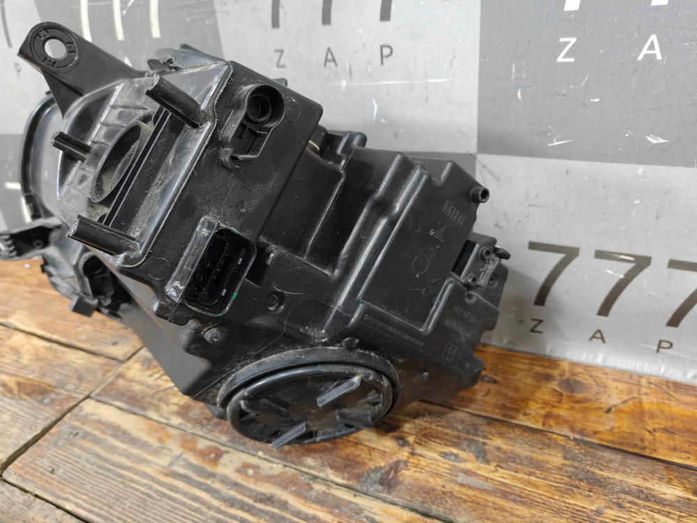Фара правая галоген MINI Countryman 2 (F60) 16-20 Б/У Оригинал 63117390148