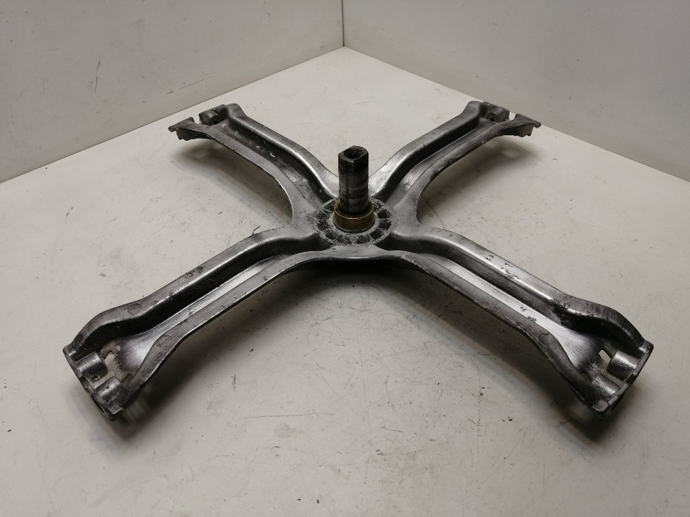 S1000X ктба2 Крестовина бака для стиральной машины Ardo 5100-001 б/у