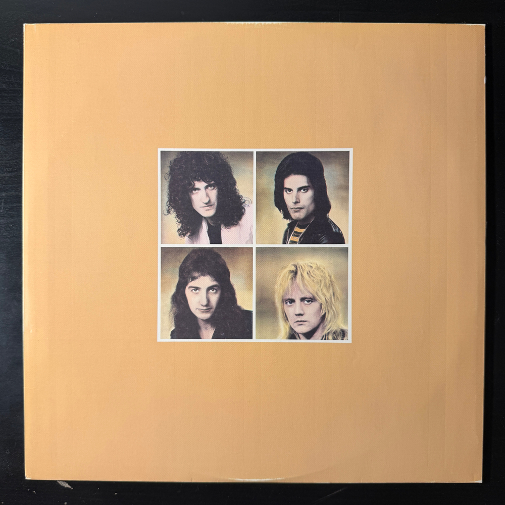 Queen - A Day At The Races (Швеция)