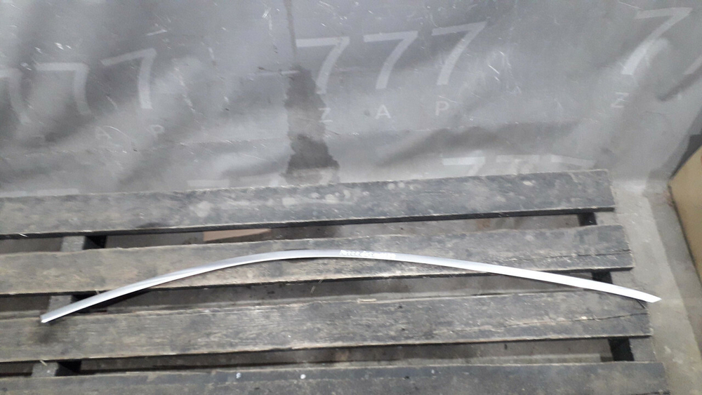 Молдинг двери передней правой Mercedes S (W222) 13-20 Б/У Оригинал A2226980280