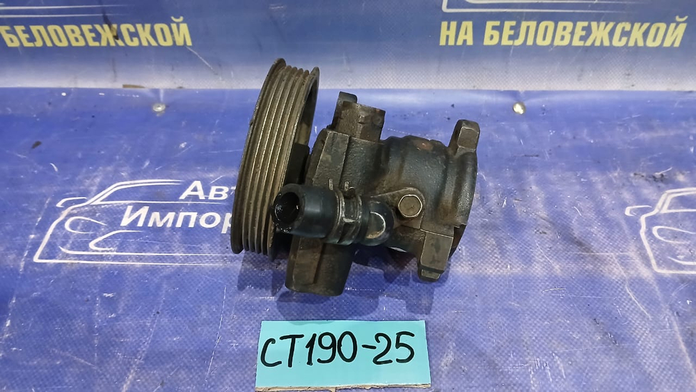 Насос ГУР TOYOTA CORONA 1995