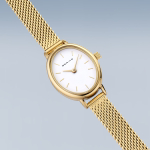 Женские наручные часы Bering 11020-334