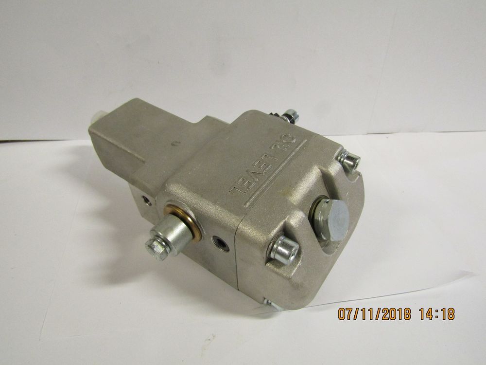 Насос управления реверсом в сборе TSS-СР-420/HAND PUMP ASSEMBLY