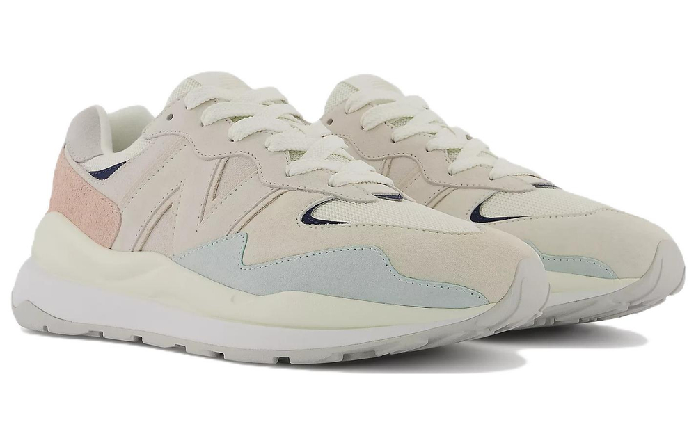 57/40 New Balance "Sea Salt Vintage Rose"