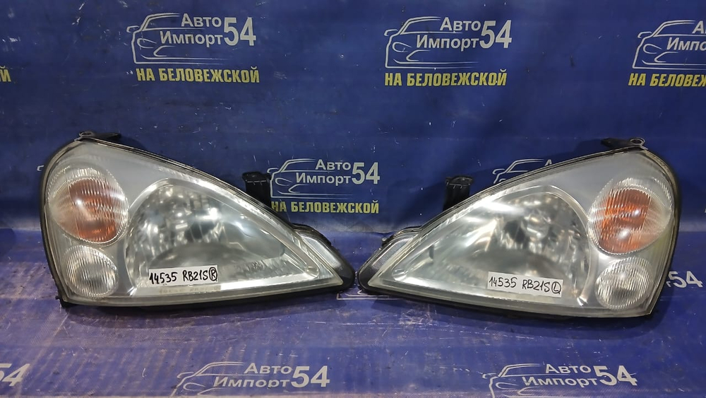 Фара передняя правая SUZUKI AERIO 2001-2003