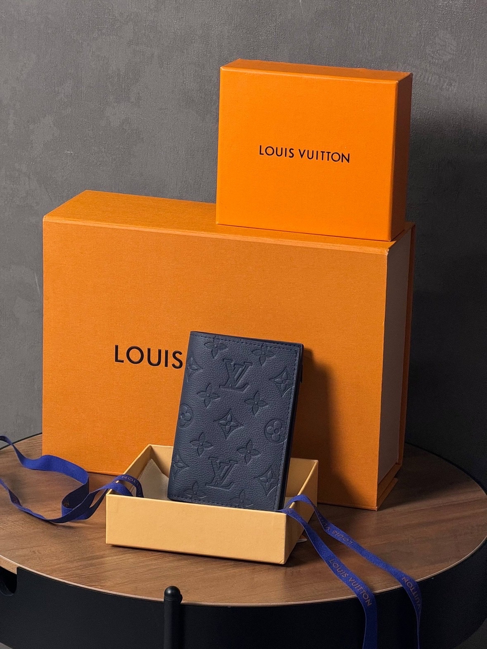 Обложка для паспорта Louis Vuitton