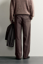 БРЮКИ RELAXED FIT С ЭФФЕКТОМ ПОТЕРТОСТИ И СКЛАДКАМИ — ZARA