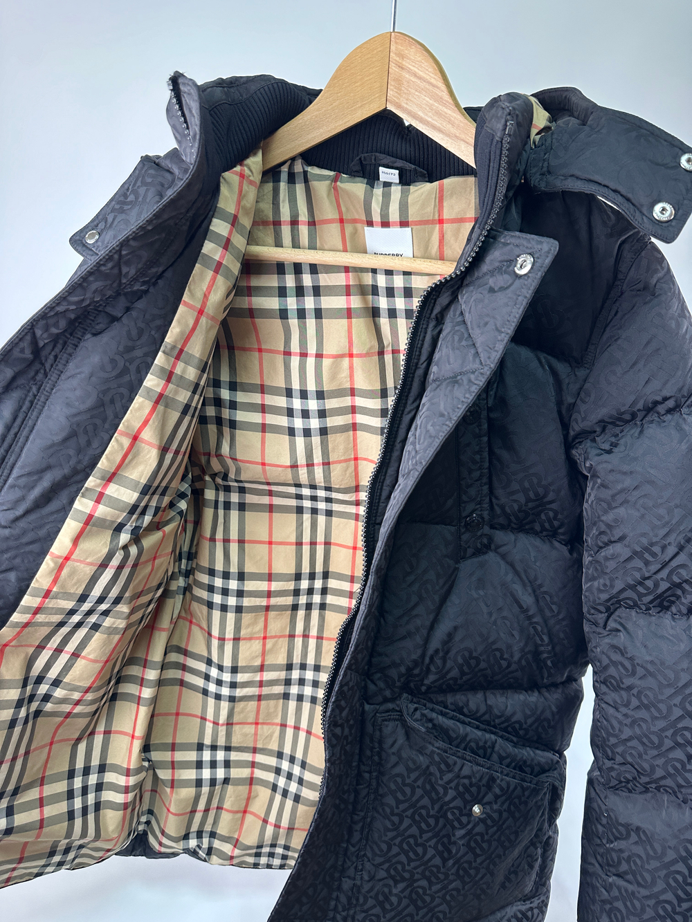 Пуховик Burberry
