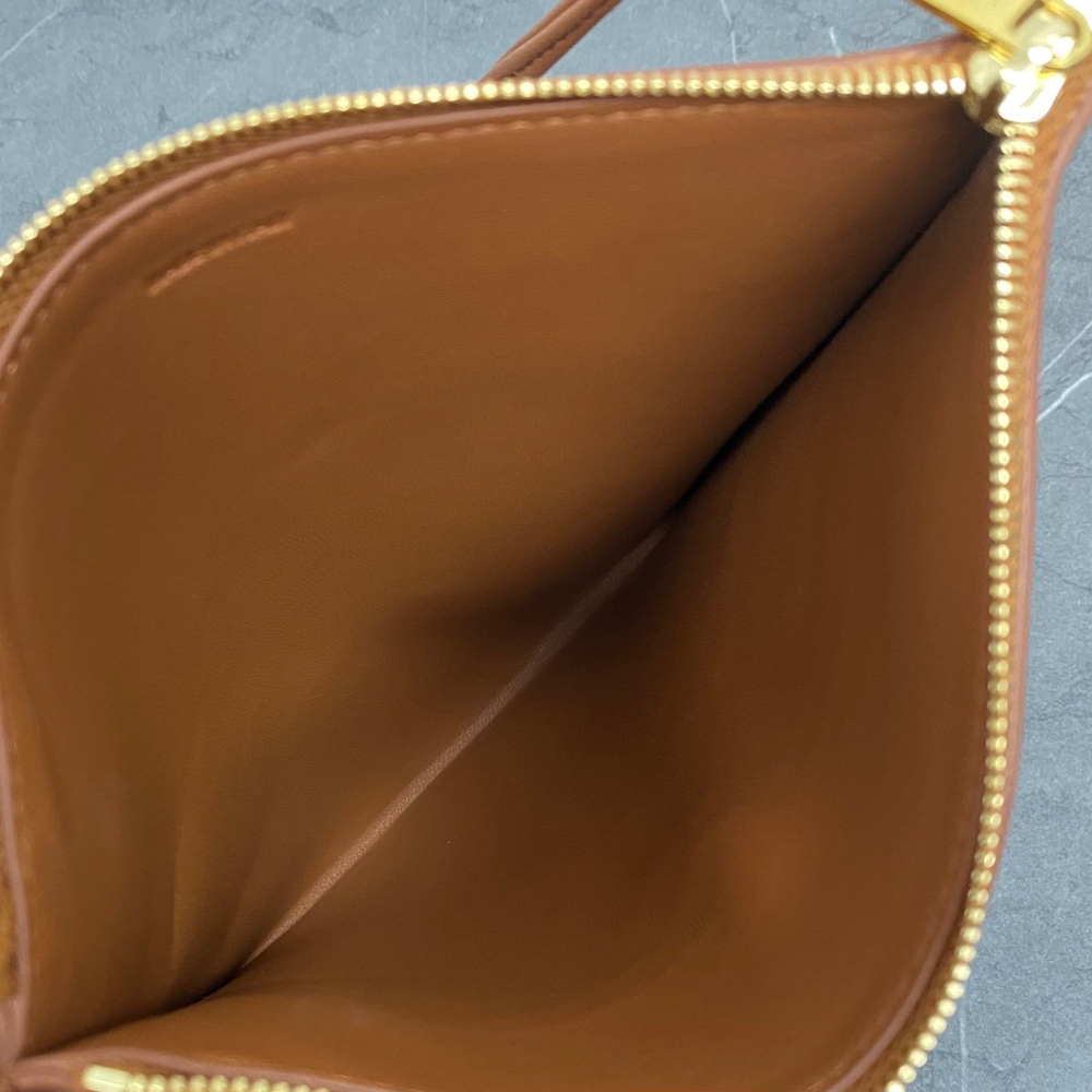 Sharp Pouch