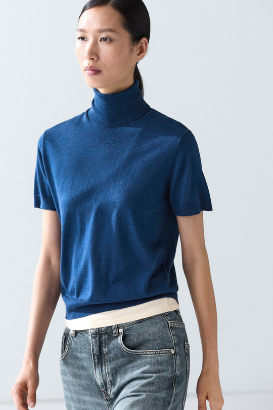 Massimo Dutti Свитер из шерсти с высоким воротником, светло-синий