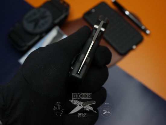 Складной нож Cold Steel Voyager Medium Clip Point 29TMC c клинком из стали AUS-8, рукоять Grivory