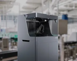 Фотография — 3D-принтер Markforged X3