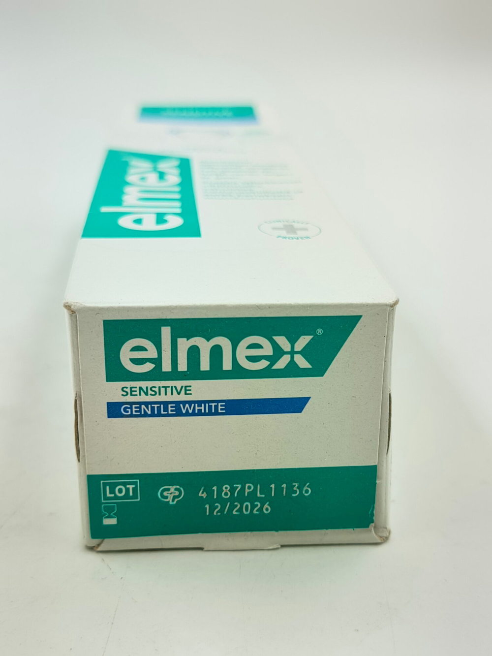 Зубная паста Elmex Sensitive Gentle White Triple Protection тройная защита для чувствительных зубов с фтором, 75 мл