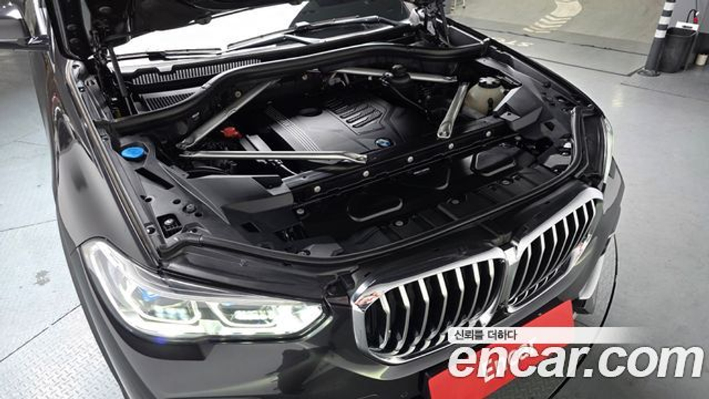BMW X5 xDrive 40i xLine — 2022