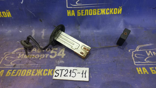 Датчик уровня топлива TOYOTA CALDINA 1999
