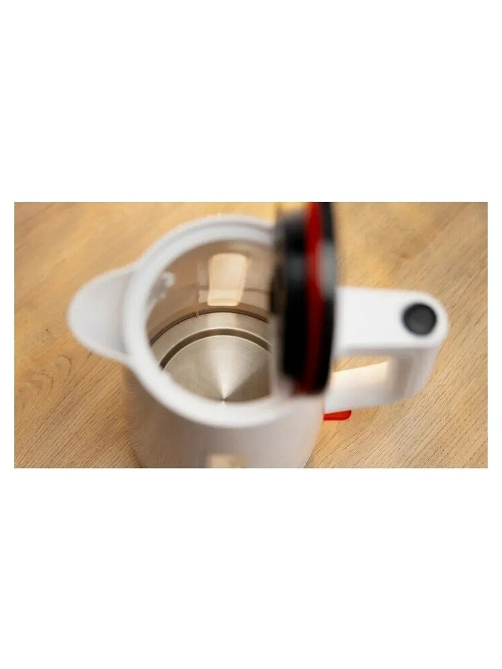 Электрочайник Bosch TWK1M121 белый
