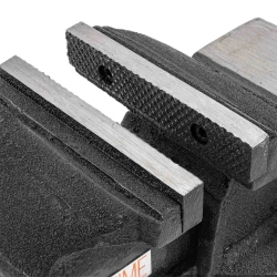 Тиски стальные поворотные с наковальней 4''(100мм) FORSTIME FT-6540104