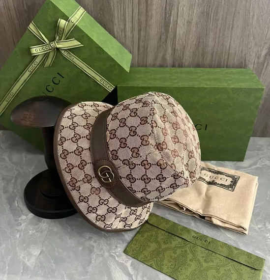 Панама GUCCI GG canvas bucket hat