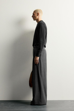 ZARA БРЮКИ RELAXED FIT СО СКЛАДКАМИ, СЕРЫЙ