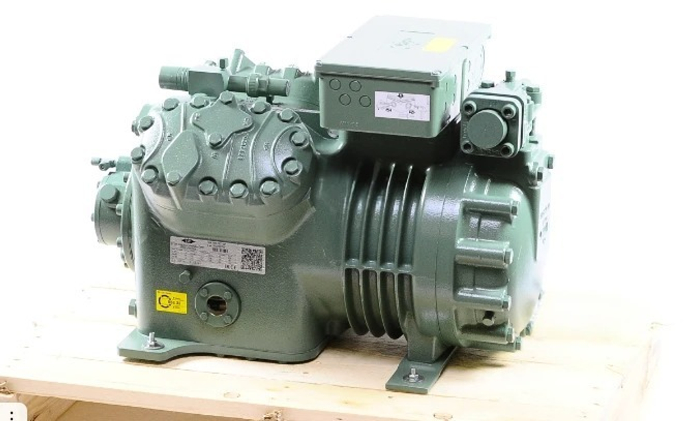 Полугерметичный поршневой компрессор BITZER 4CC-9.2