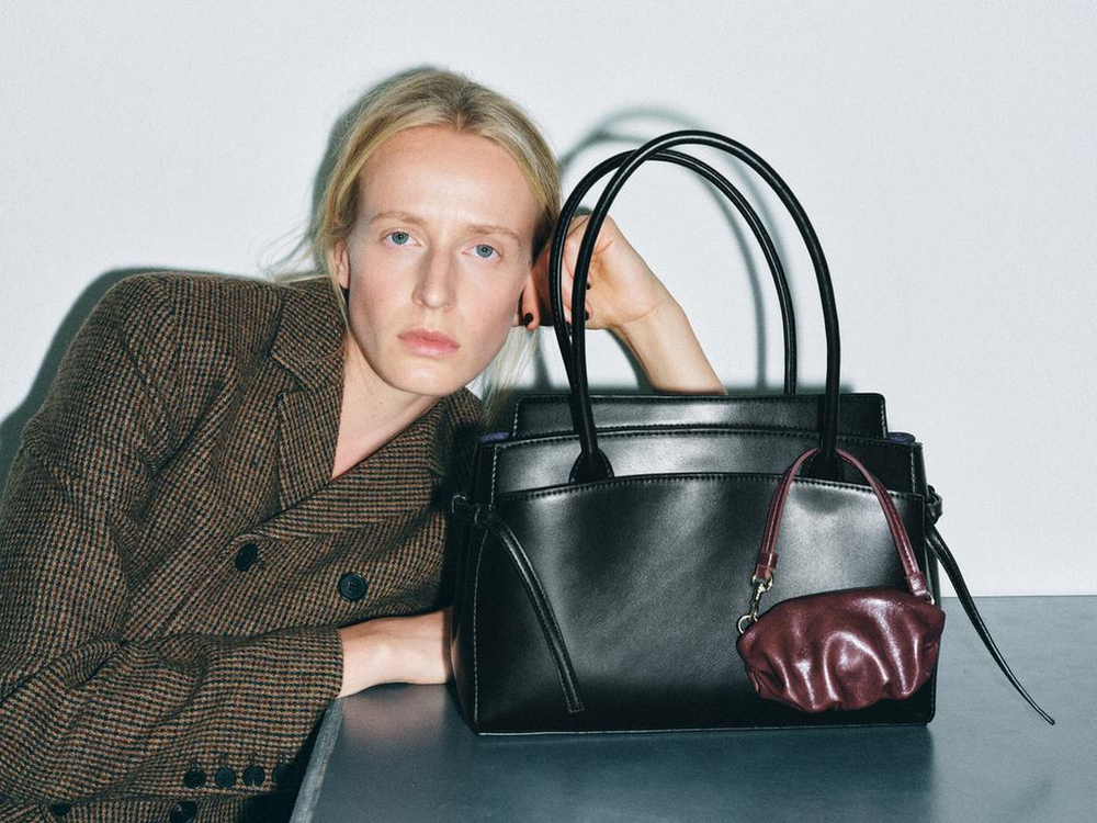 ZARA ШАРМ НА СУМКУ ДЛЯ ДУХОВ, БОРДОВО-КРАСНЫЙ