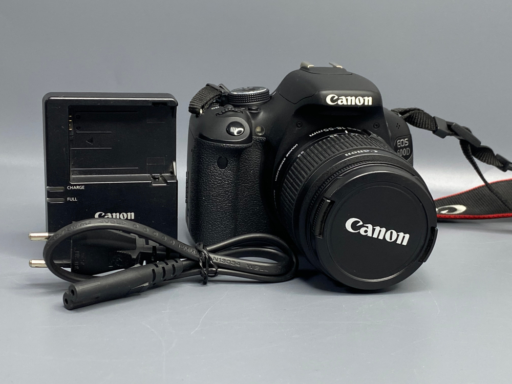 Canon EOS 600D + EF-S 18-55mm f/3.5-5.6 IS II — 14 000 кадров