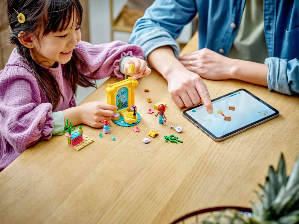 Конструктор LEGO Disney 43235 Музыкальная сцена Ариэль