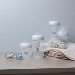 Бутылочка Philips Avent Natural 0-3мес 125мл SCY900/01
