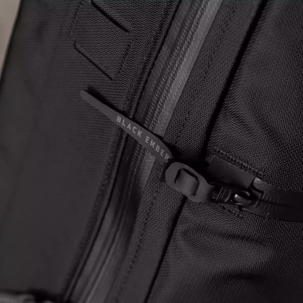 Рюкзак-сумка Black Ember Citadel 25