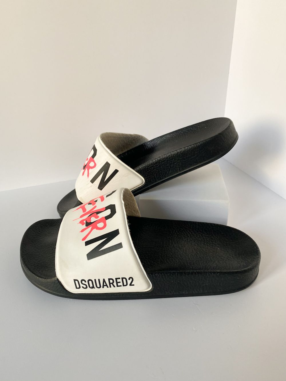 Шлепанцы Dsquared2, 36