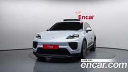 Porsche Macan Base 4 — 2025