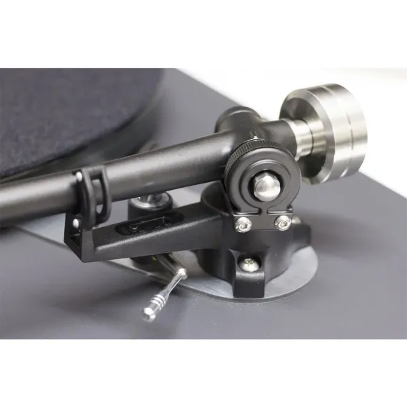 Rega Planar 6 ND-5 RB-330 Matte Black