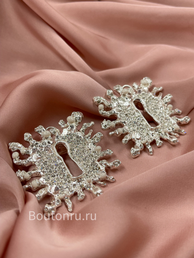 Серьги Скиап. серебряные с замочной скважиной со стразами