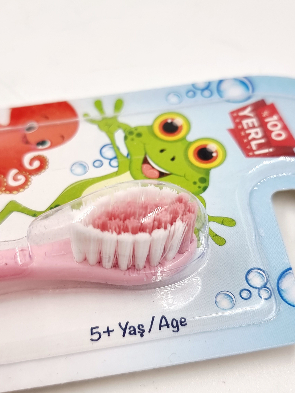 Зубная щетка Banat Flip-Flap Kids для детей 5+, розового цвета, на присоске, с защитным колпачком (Турция)