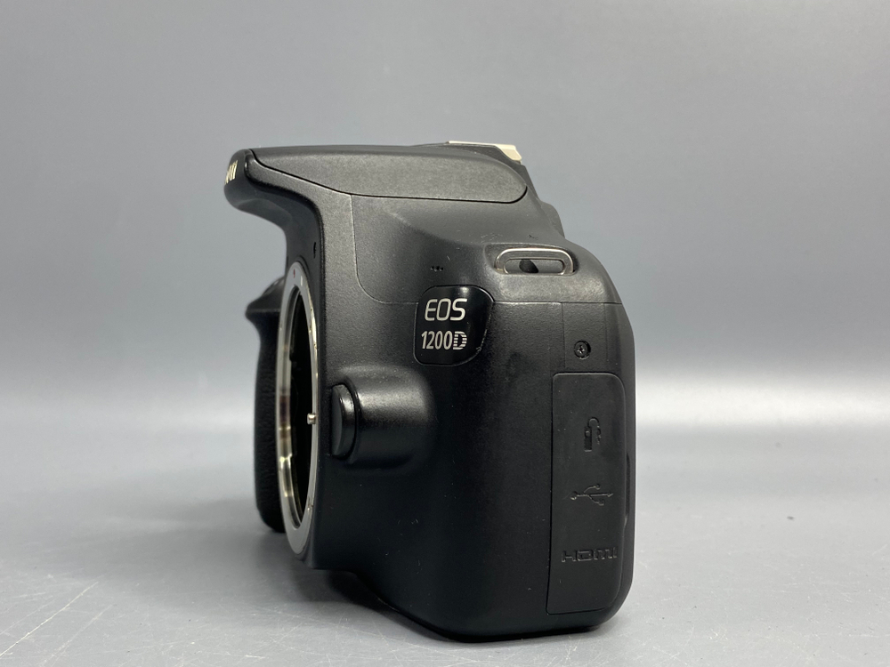 Canon 1200D Kit EF-S 18-55mm 38.000 кадров